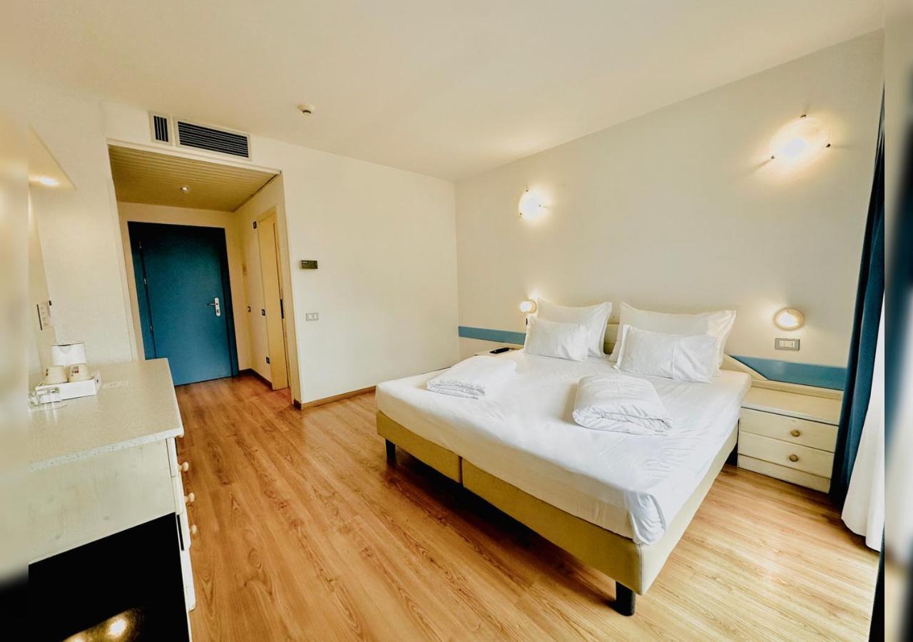 Hi Hotel Riva del Garda