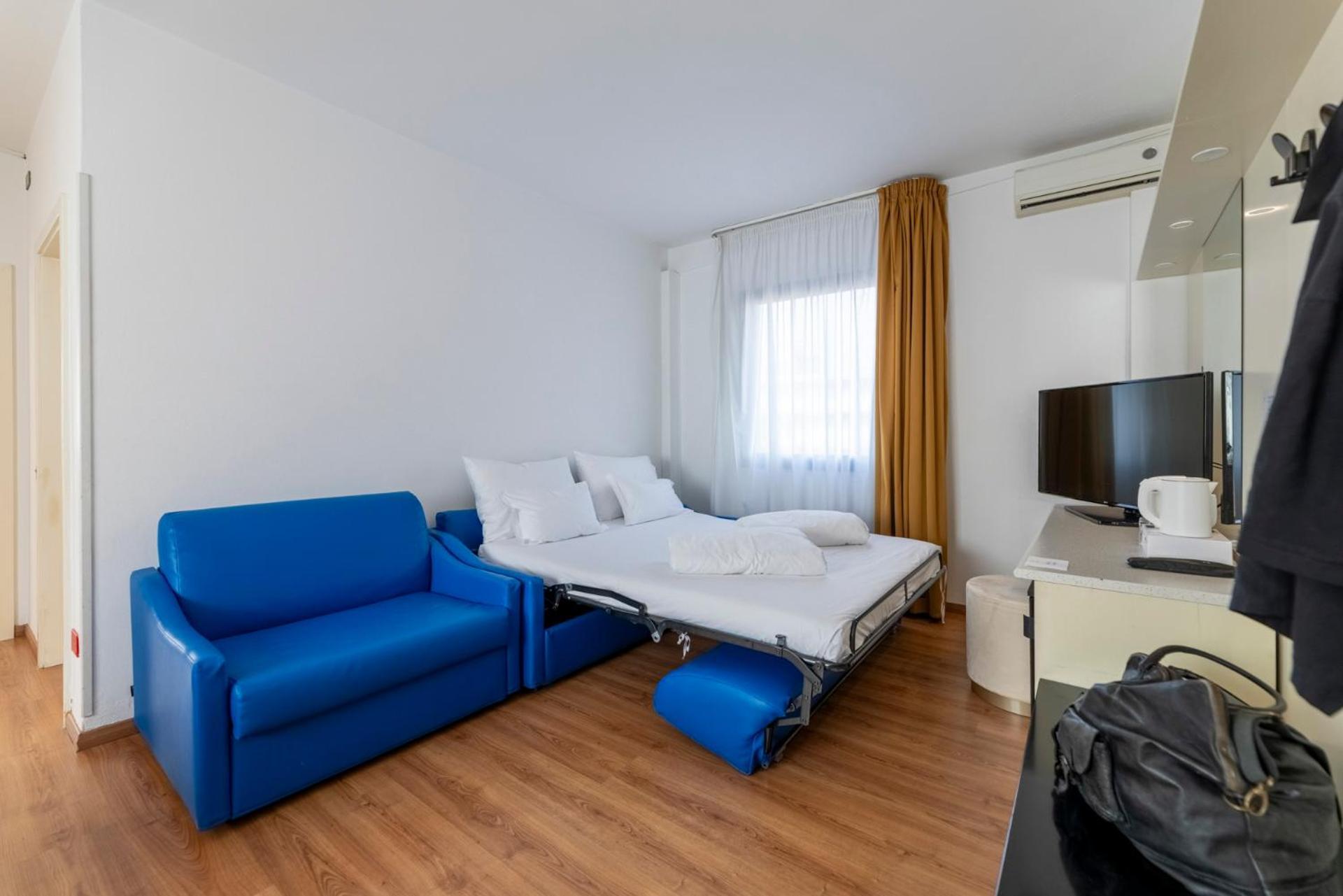 Hotel Hi 3*