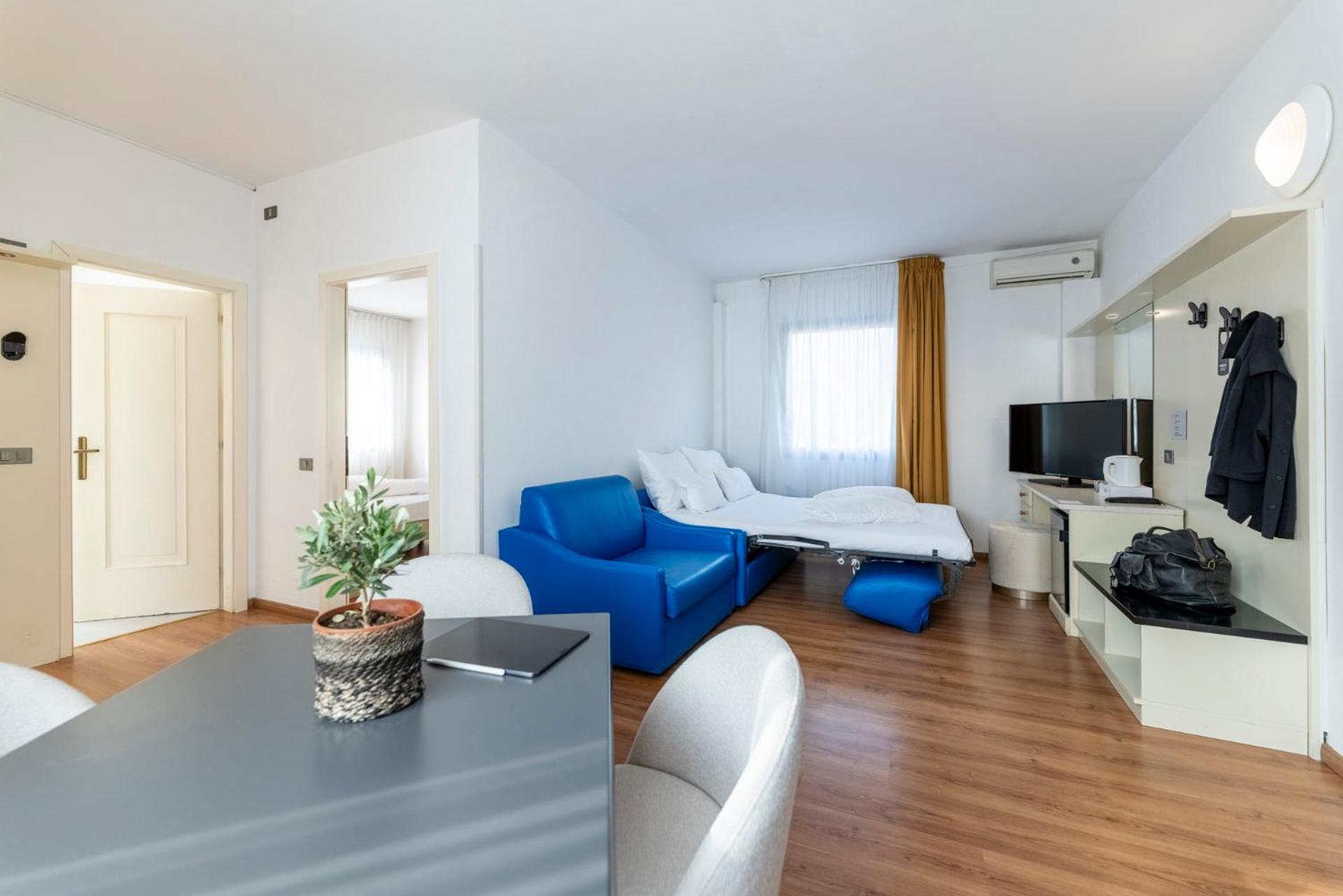 Hotel Hi 3*