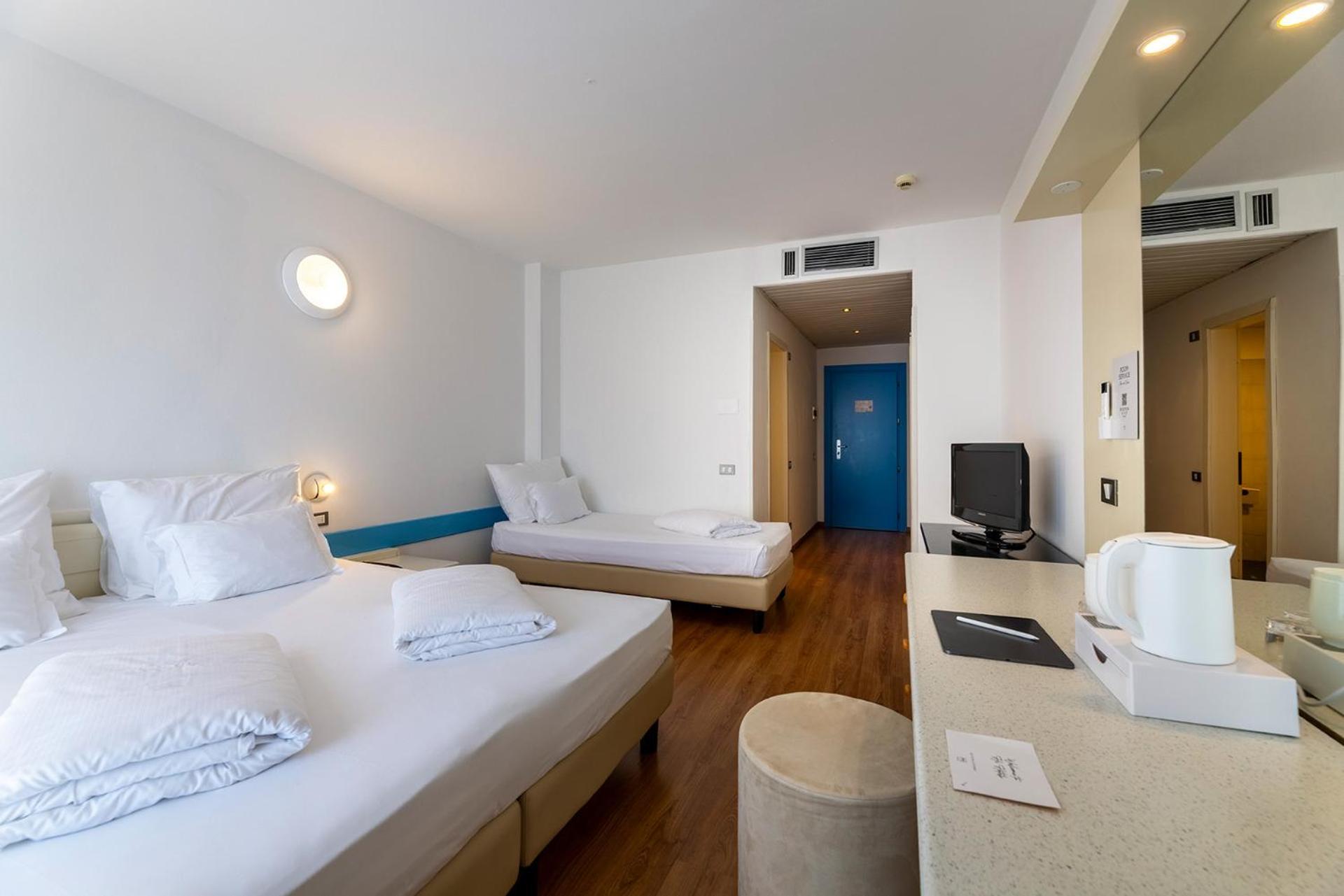 Hotel Hi 3*