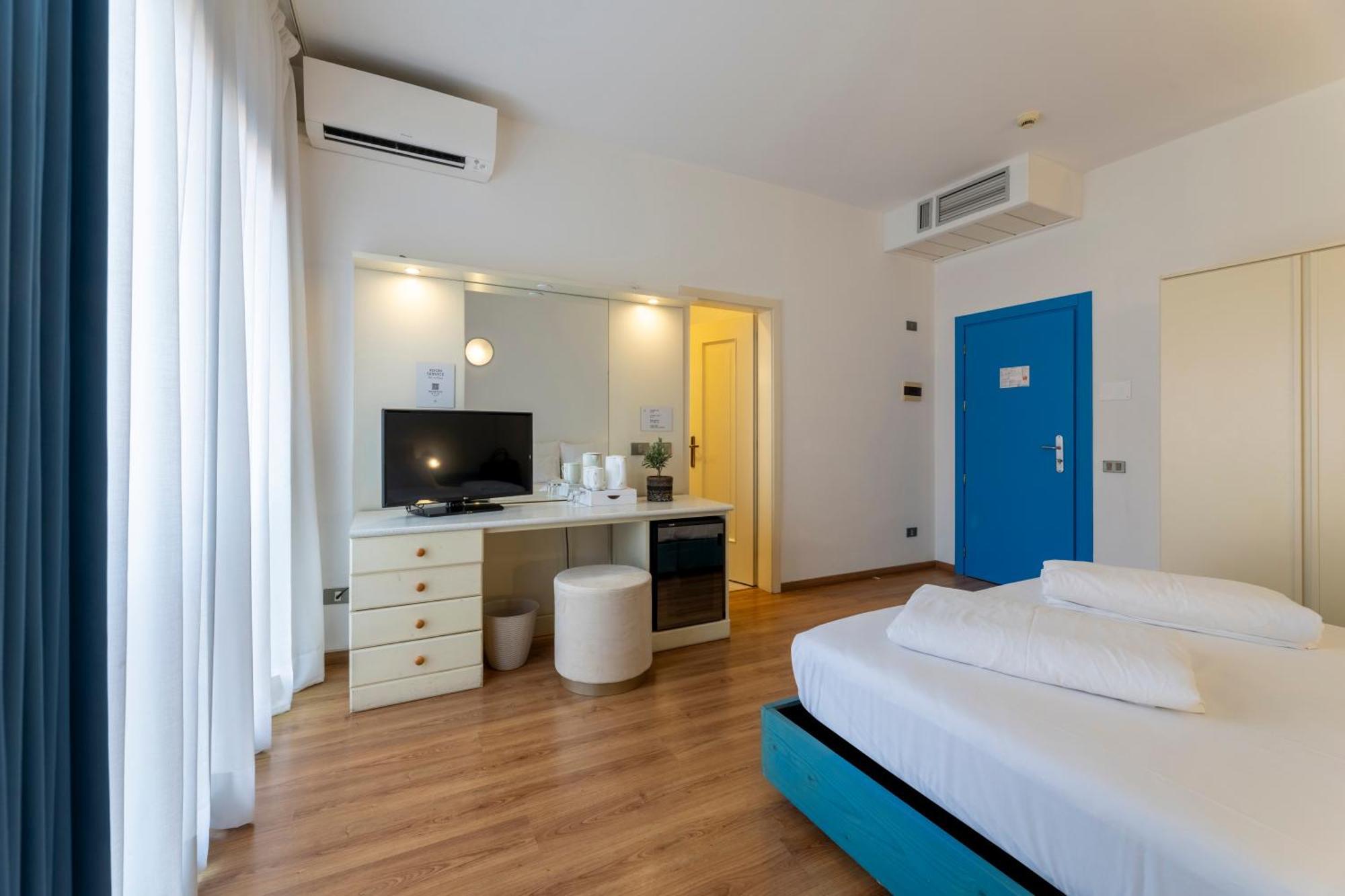 Hotel Hi 3*