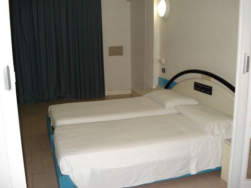 Hi 3* Riva del Garda
