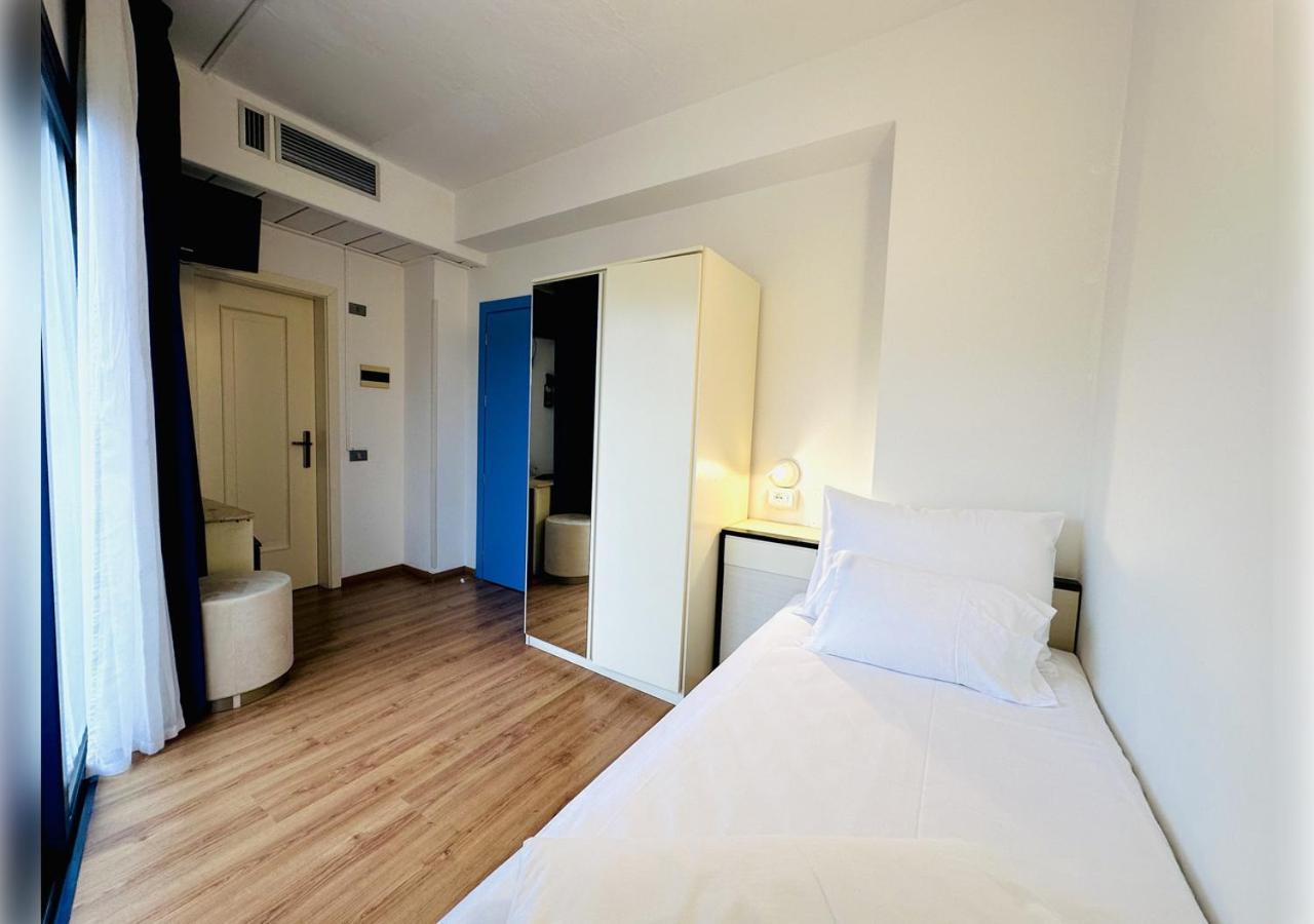 Hotel Hi 3*